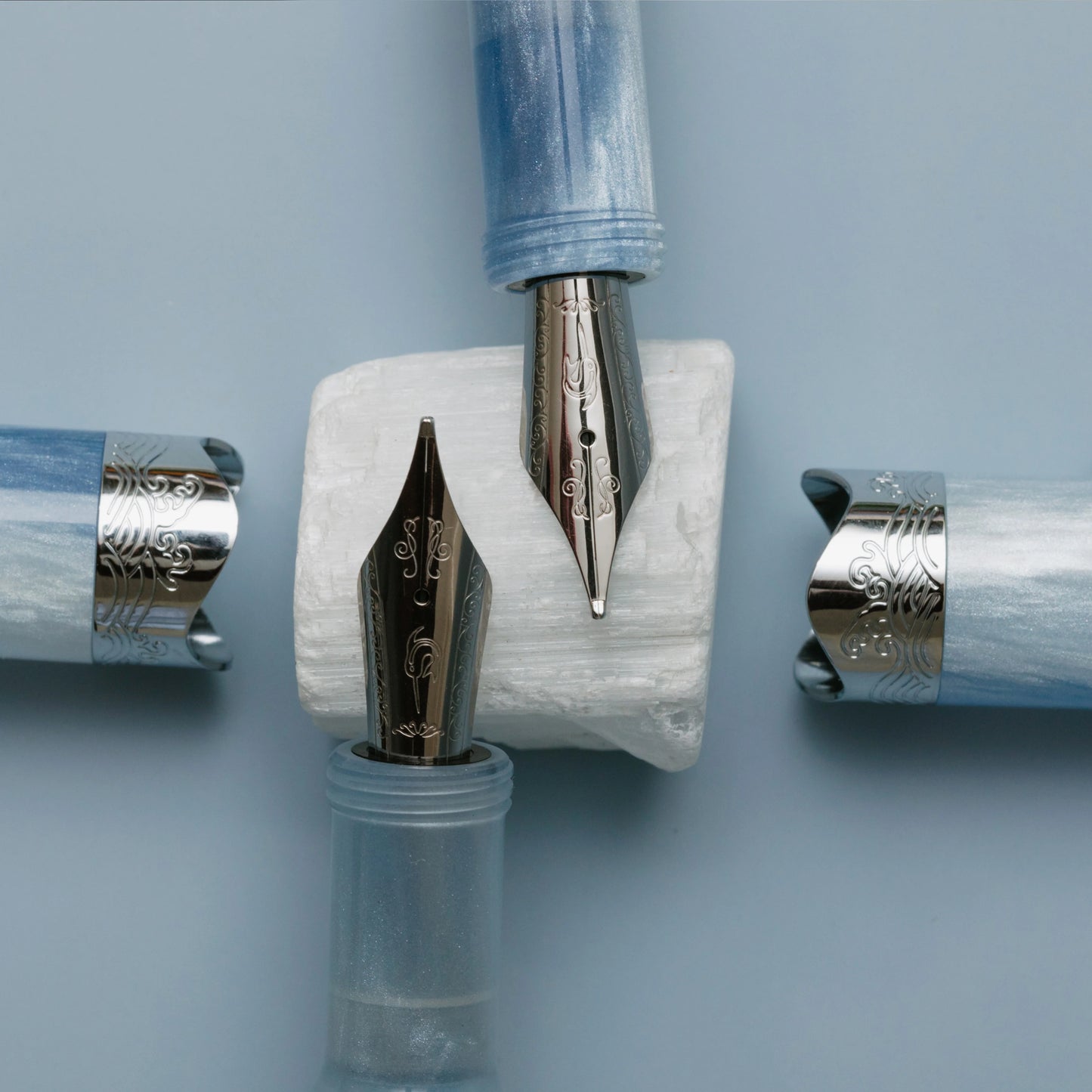 Nahvalur Horizon Glacier Fountain Pen