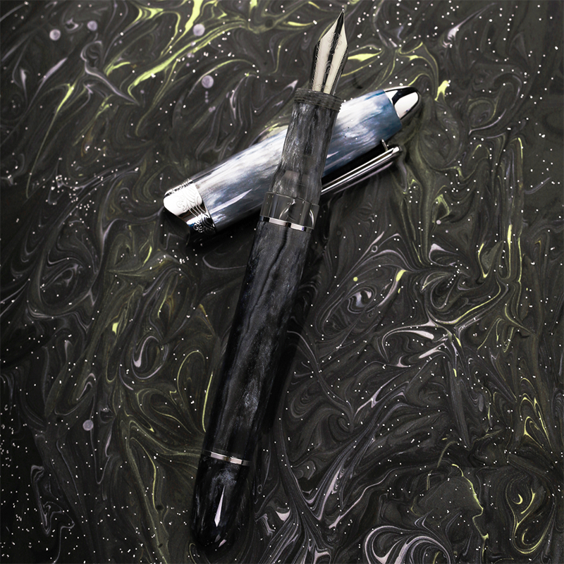 Nahvalur Horizon Aurora Fountain Pen