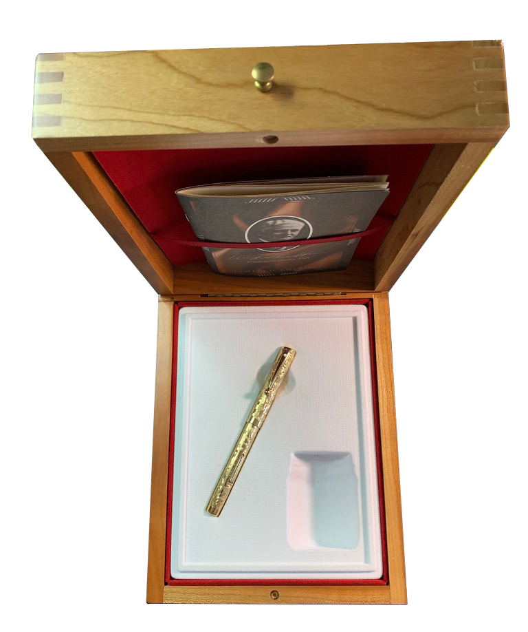 Sheaffer Commemorative Fountain Pen LE 2694/6000 - SSA1003